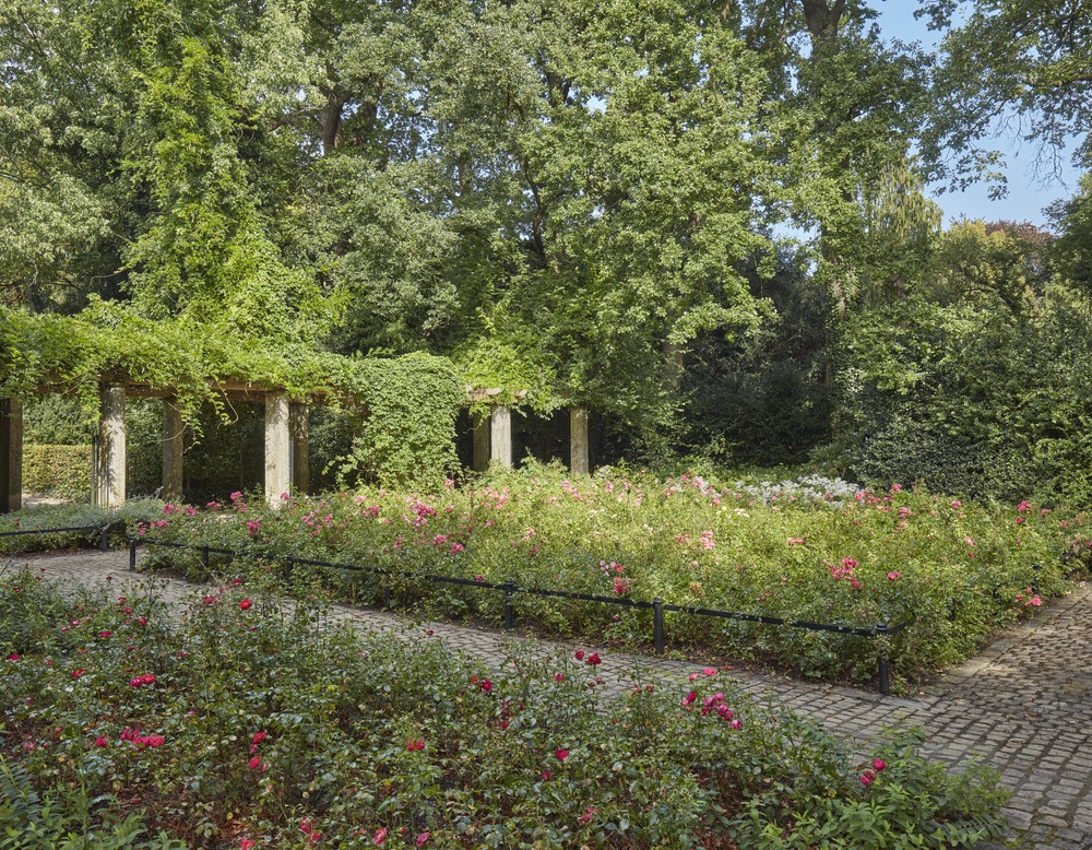 Beete im Schlosspark Schötmar in Bad Salzuflen.