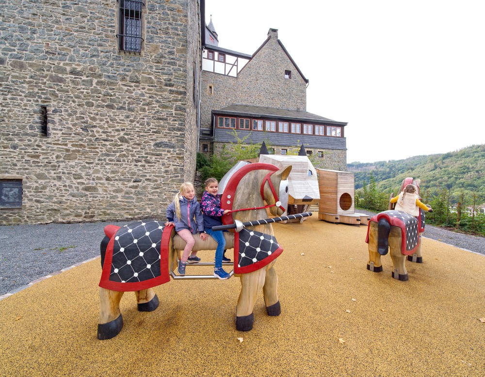 Spielplatz Burg Altena Weyhe Park