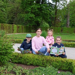 Espelkamp, Schloss Benkhausenhttps://www.gaerten-in-westfalen.de/de/tag-der-garten-und-parks-westfalen-lippe/geoffnet-in-ostwestfalen-lippe/32339-espe
