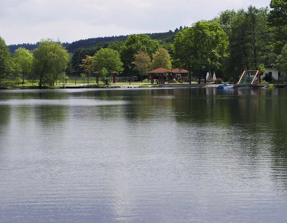 Paddelteich der Gartenlandschaft Bad Wünnenberg.