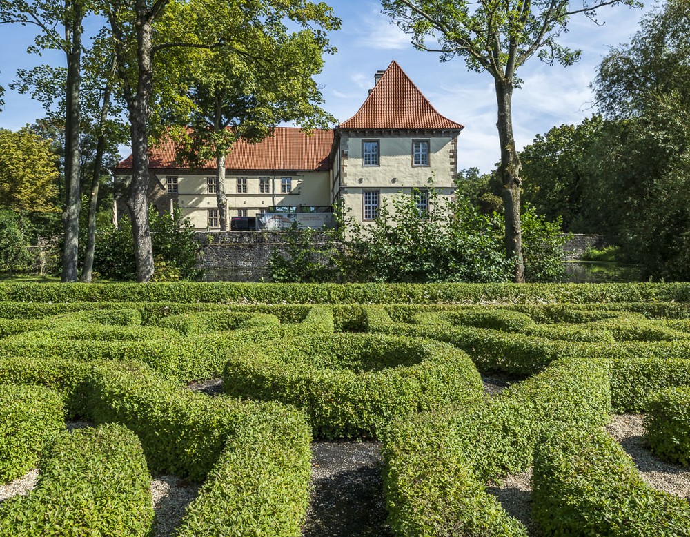 Schlosspark Schloss Strünkede in Herne