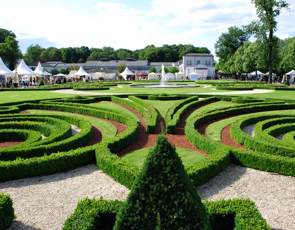 Paderborn: Schloss- und Auenpark Neuhaus