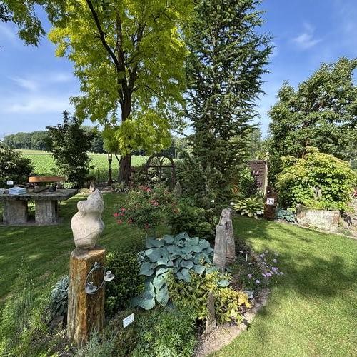 Garten: Gabi und Hans-Werner Twelsiek