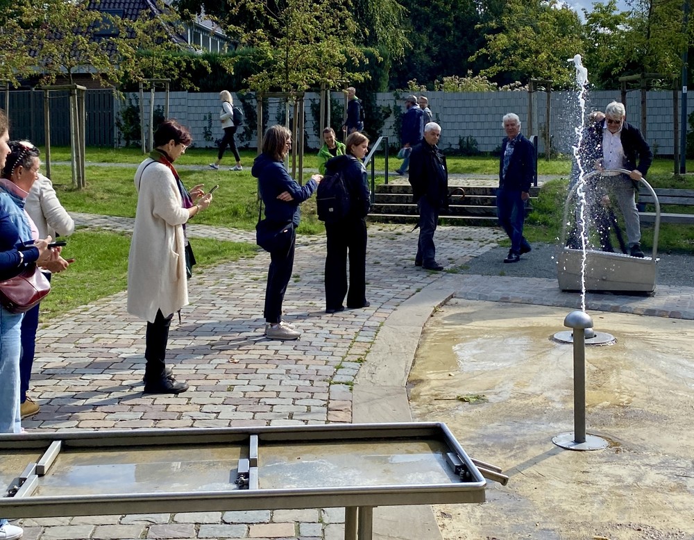 Akteurstreffen der LWL-Initiative "Gärten und Parks in Westfalen-Lippe" in der und um die Burg Vischering in Lüdinghausen