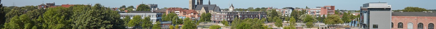 Ein künstlerisch gestalteter Gartenbereich im Inselpark Gronau.