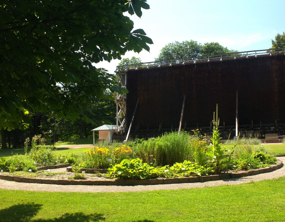 Kräuterspirale am Gradierwerk II