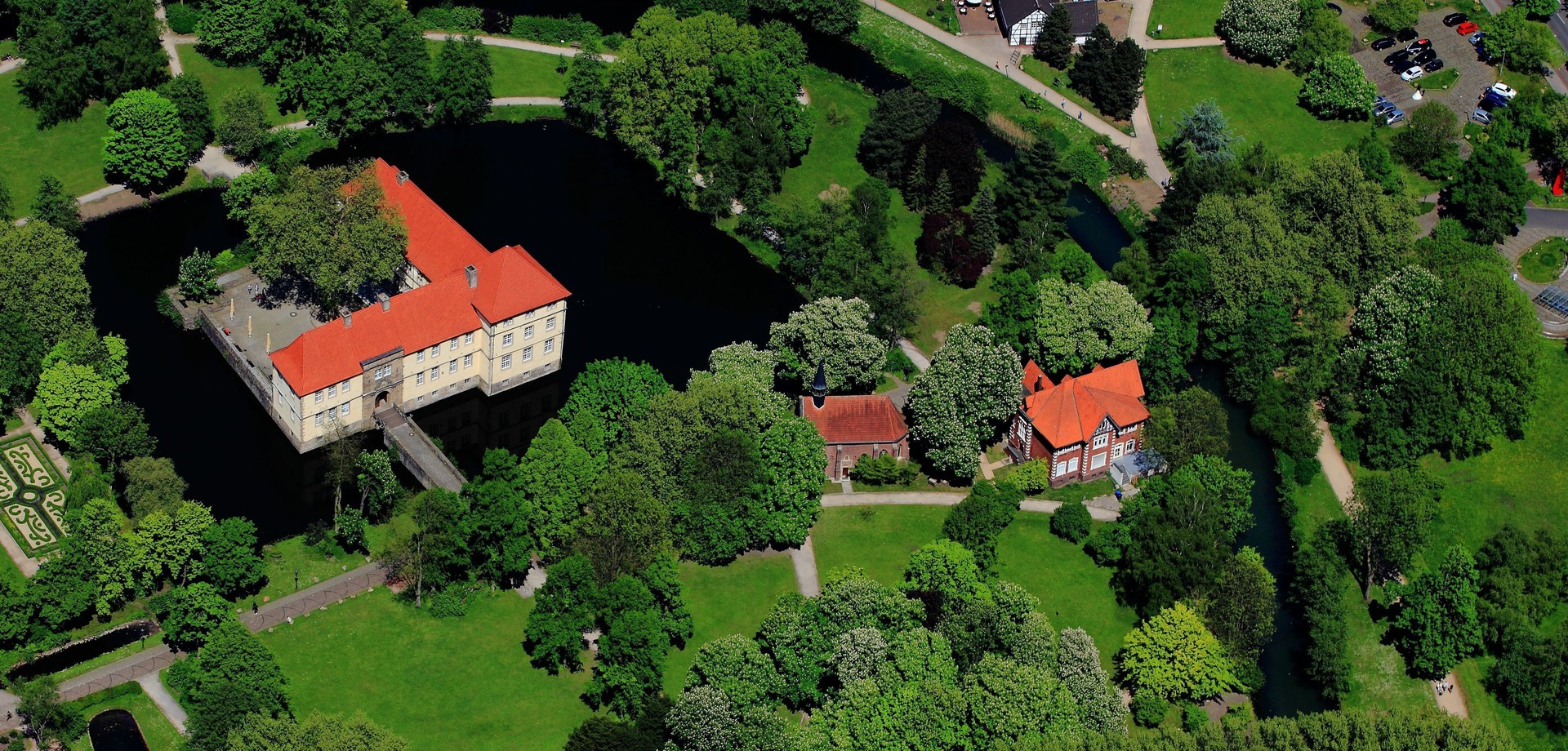 Schlosspark Strünkede_Luftbildaufnahme_Fotograf Peter Sondermann