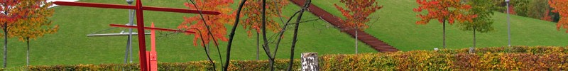 Ein künstlerisch gestalteter Gartenbereich im Inselpark Gronau.