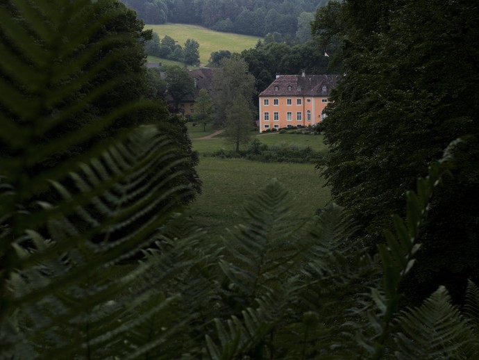 Landschaftspark Rheder mit Blick auf das Herrenhaus Rheder