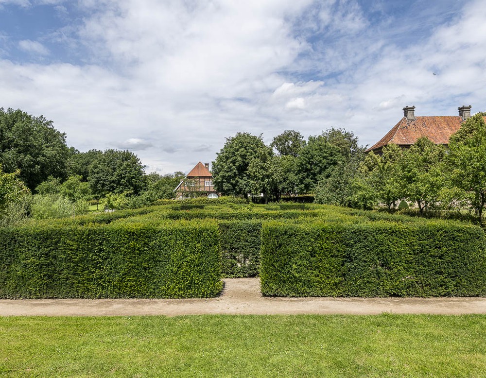 Labyrinthgarten am Kloster Clarholz.